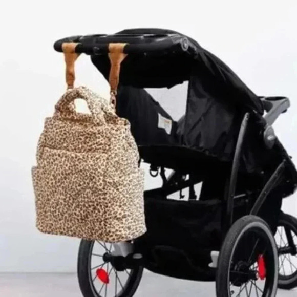 Beis x Elsa Hosk Backpack Tote in Wild Child - Picture 3 of 6